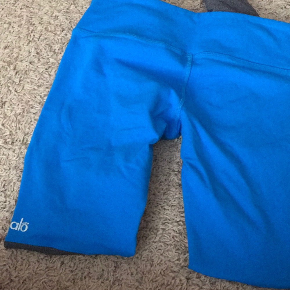 Alo leggings - Picture 2 of 2